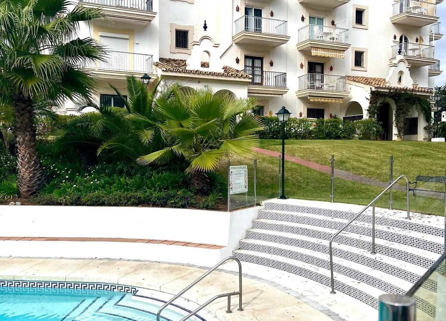 Puerto Banus Appartement Au Pied De La Plage Marbella Apartment