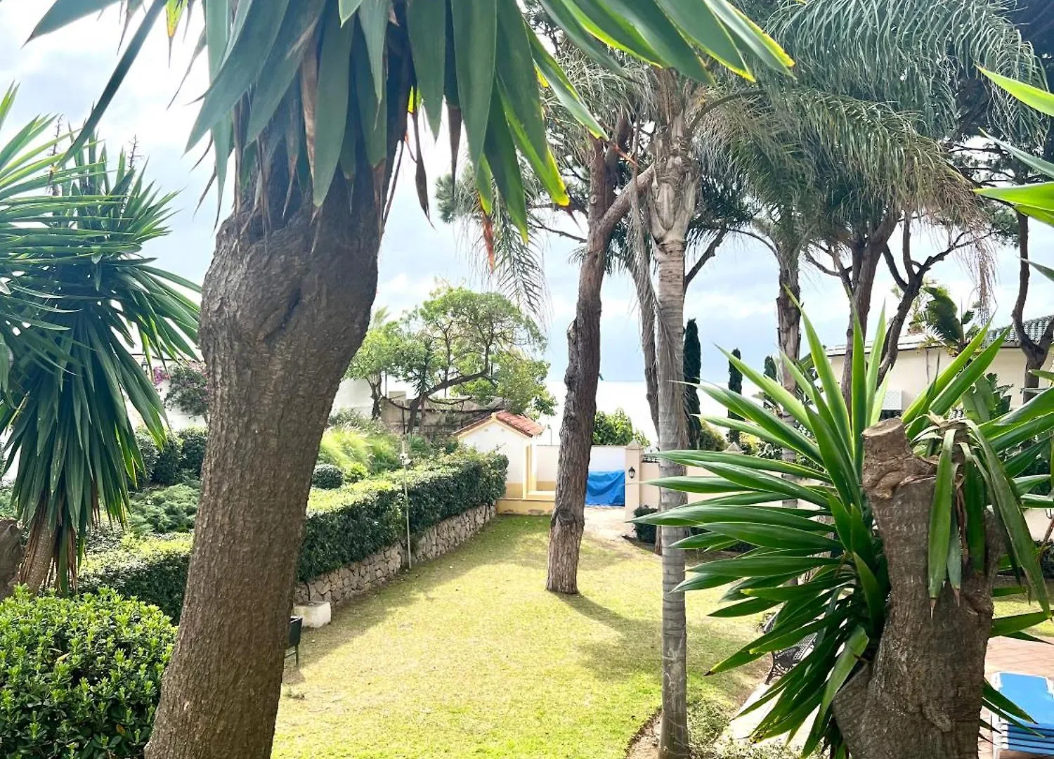 Apartment Puerto Banus Appartement Au Pied De La Plage Marbella Spain